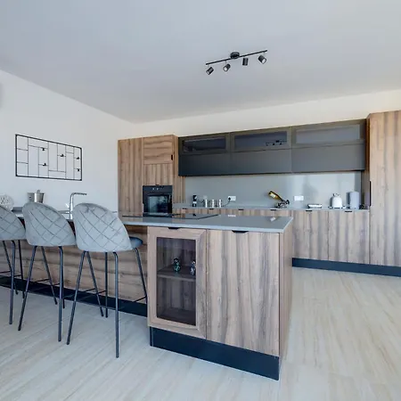 Superlative 3br Penthouse, Private Pool And Views Διαμέρισμα *