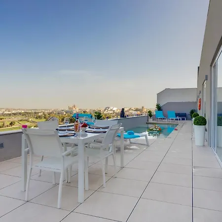 Superlative 3br Penthouse, Private Pool And Views Διαμέρισμα