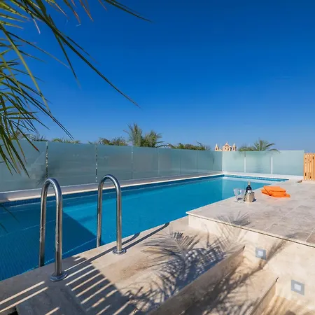 Superlative 3br Penthouse, Private Pool And Views Διαμέρισμα *