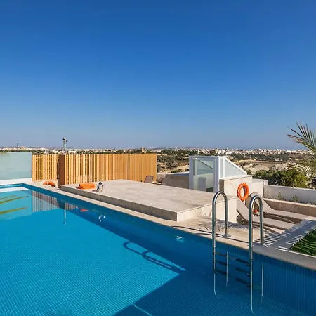 Superlative 3br Penthouse, Private Pool And Views Διαμέρισμα